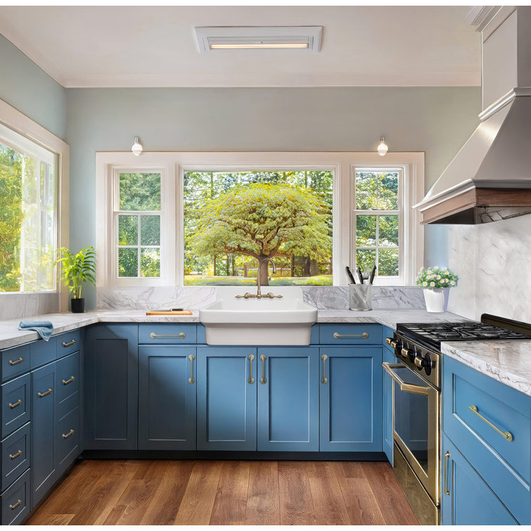 Elegant White 30" Fireclay Farmhouse Utility Sink with High Backsplash