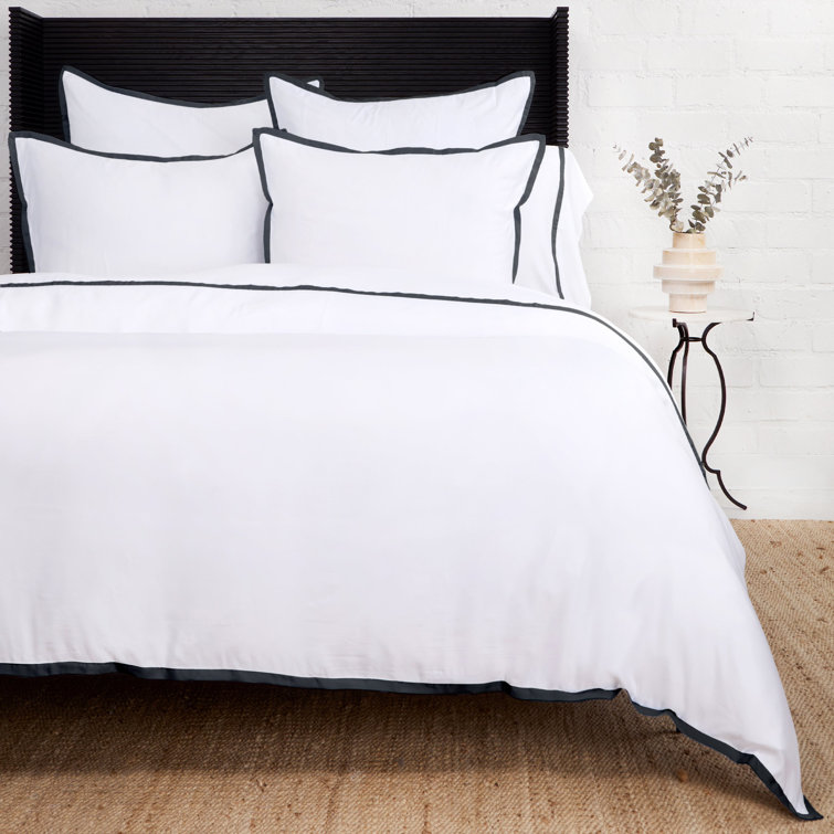 Queen White and Midnight Rayon Sateen Duvet Set