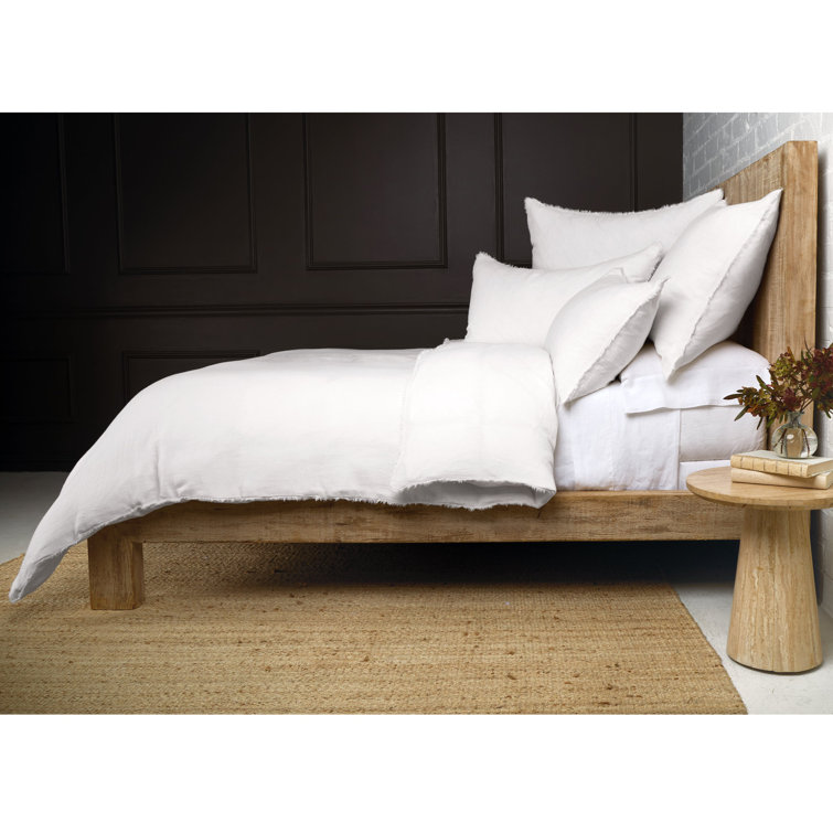 White King Hand-Loomed Linen Duvet Cover with Eyelash Fray Edging