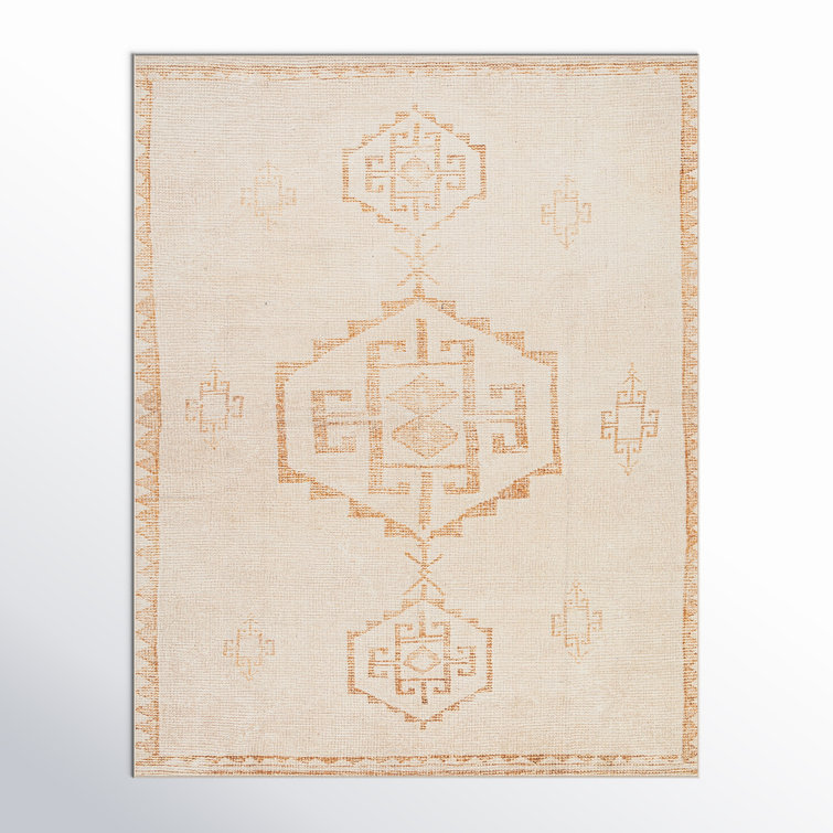 Ivory Solana Vintage-Inspired 7'10" x 10' Synthetic Area Rug