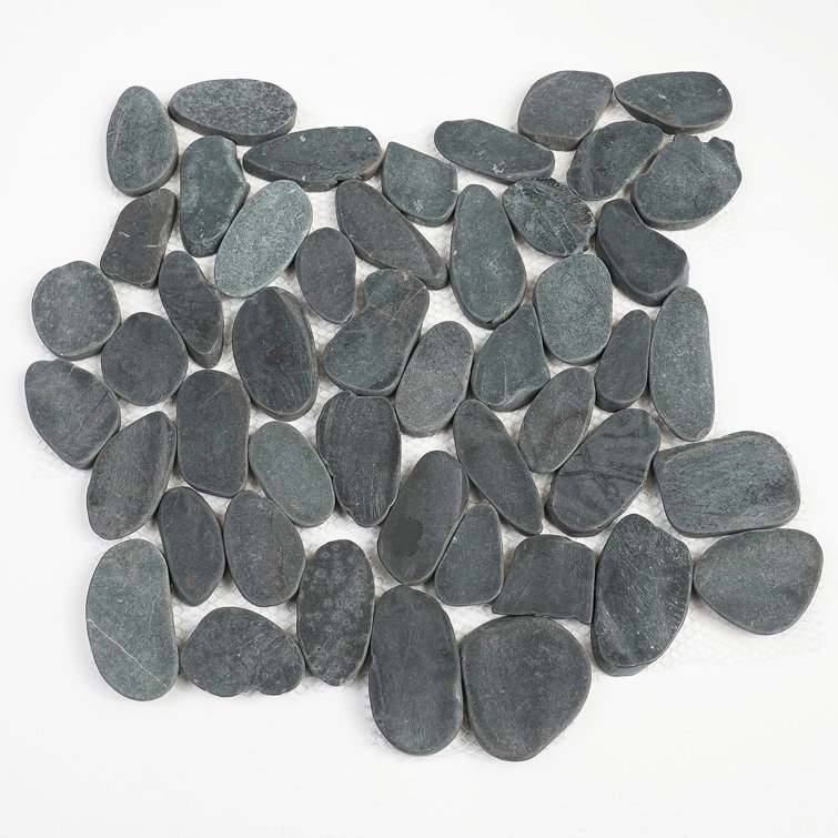 StoneCreek Grey Natural Pebble Mosaic Tile for Indoor/Outdoor Use