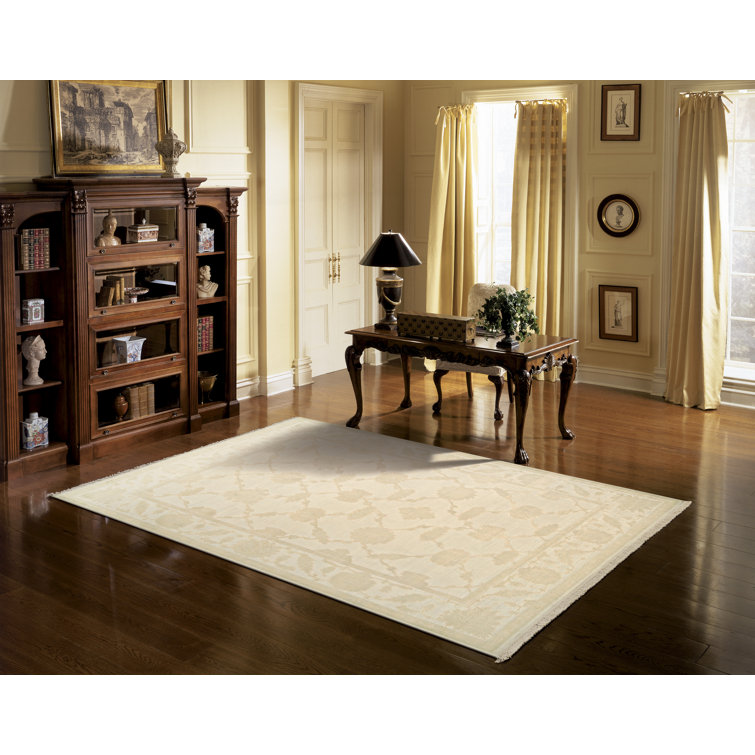 Ivory Floral Silk-Wool Blend Hand-Knotted Area Rug 3' x 10'