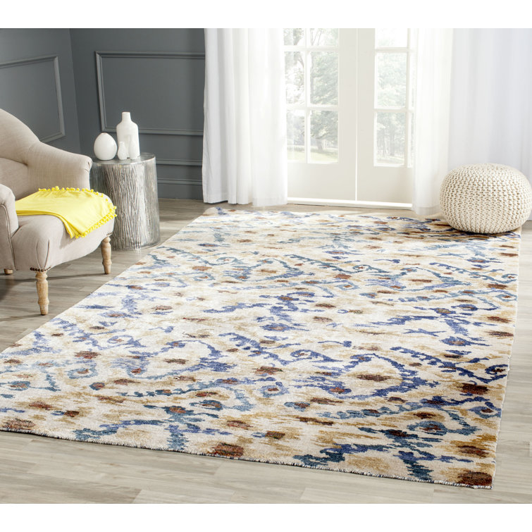 Luxor Blue and Beige Hand-Knotted Silk 6' x 9' Rug