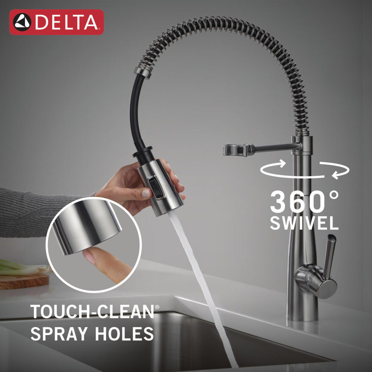 Arctic Stainless Steel Single-Handle Pull-Down Spring Kitchen Faucet