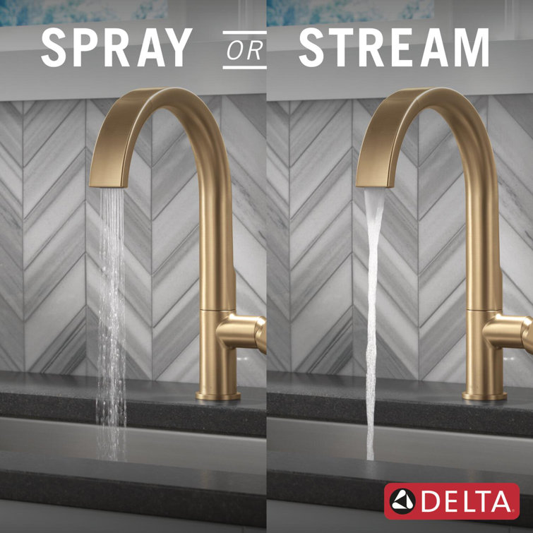 Champagne Bronze Single Handle Pull-Down Kitchen Faucet