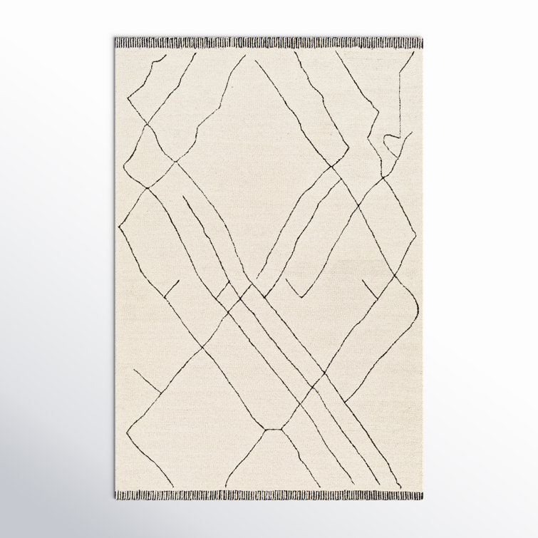 Handmade Black and Cream Wool Tufted 5' x 7' Rug