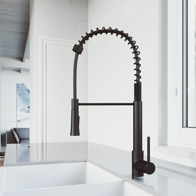 Matte Black Pull-Down Sprayer Kitchen Faucet with Lever Handle