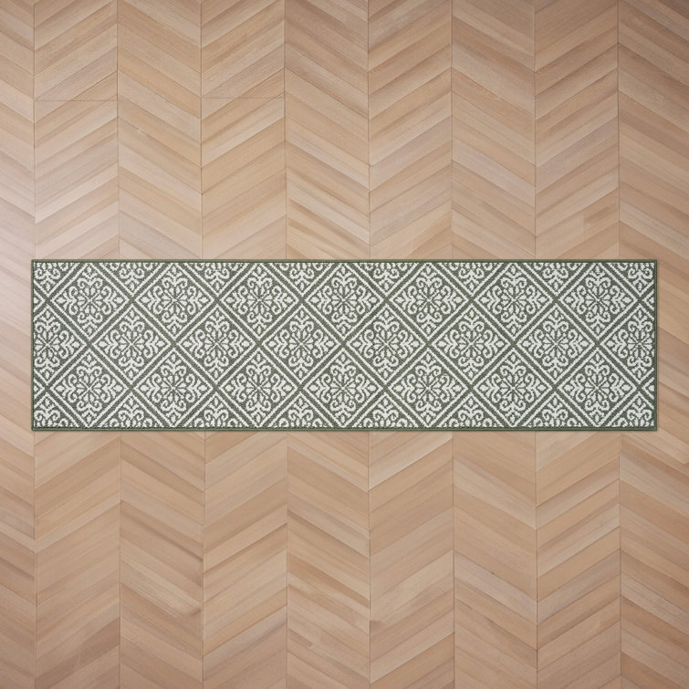 Ivory and Sage Tufted Washable Runner Rug, 26" x 96"