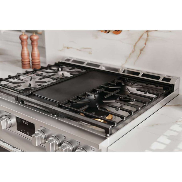 Frigidaire 30" Stainless Steel Convection Gas Range with Griddle