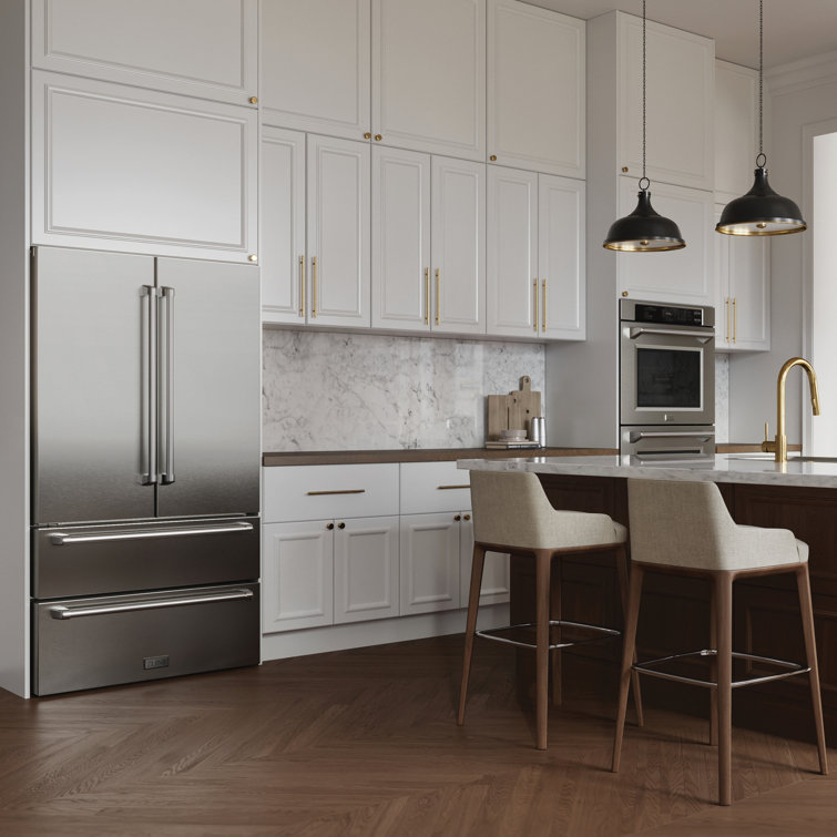 Polished Gold Stainless Steel Kitchen Faucet with Pull-Down Sprayer