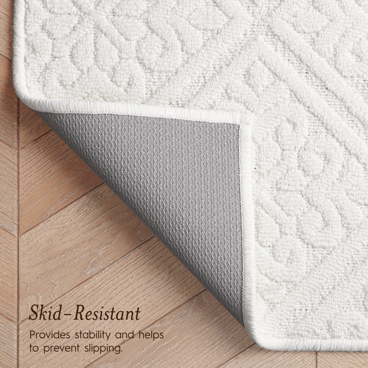 Ivory Synthetic Tufted Non-slip Washable Rectangular Rug 26" x 45"