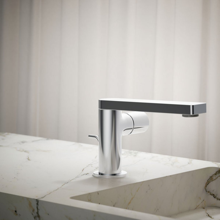 Composed Polished Chrome Single-Handle Bathroom Faucet