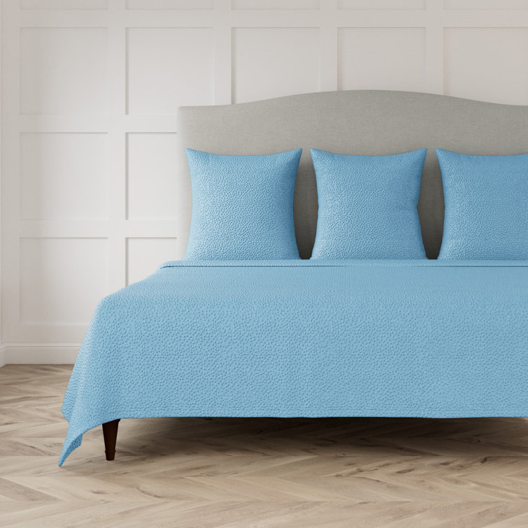 Modern Pebble Pattern Blue Cotton Queen Coverlet Set