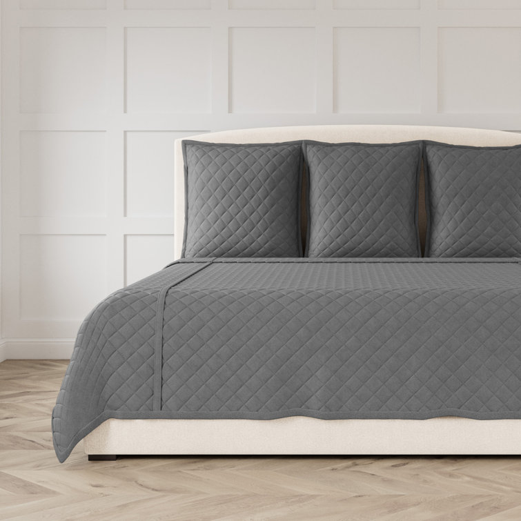 Elegant Gray Diamond Quilted Queen Microfiber Coverlet Set