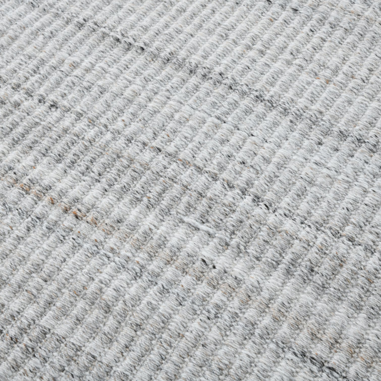Gray Geometric Hand-Woven Outdoor Polyester Rug 4' x 6'