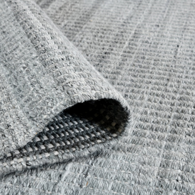 Gray Hand-Woven Rectangular Synthetic Area Rug 2' x 3'