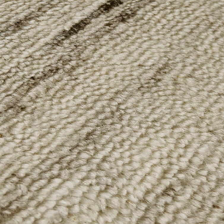Ivory Rectangular Handmade Wool Area Rug, 5' x 8'