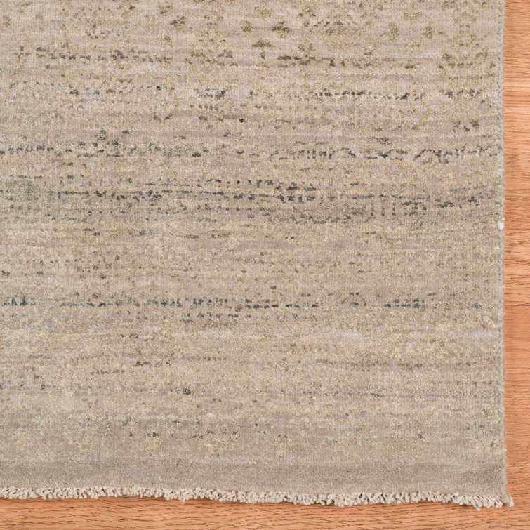 Pearl Beige Hand-Knotted Wool and Silk Area Rug 2' x 3'