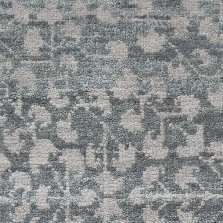 Handmade Blue and Gray Wool Diamond Area Rug