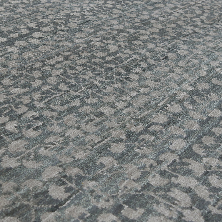 Handmade Blue and Gray Wool Diamond Area Rug