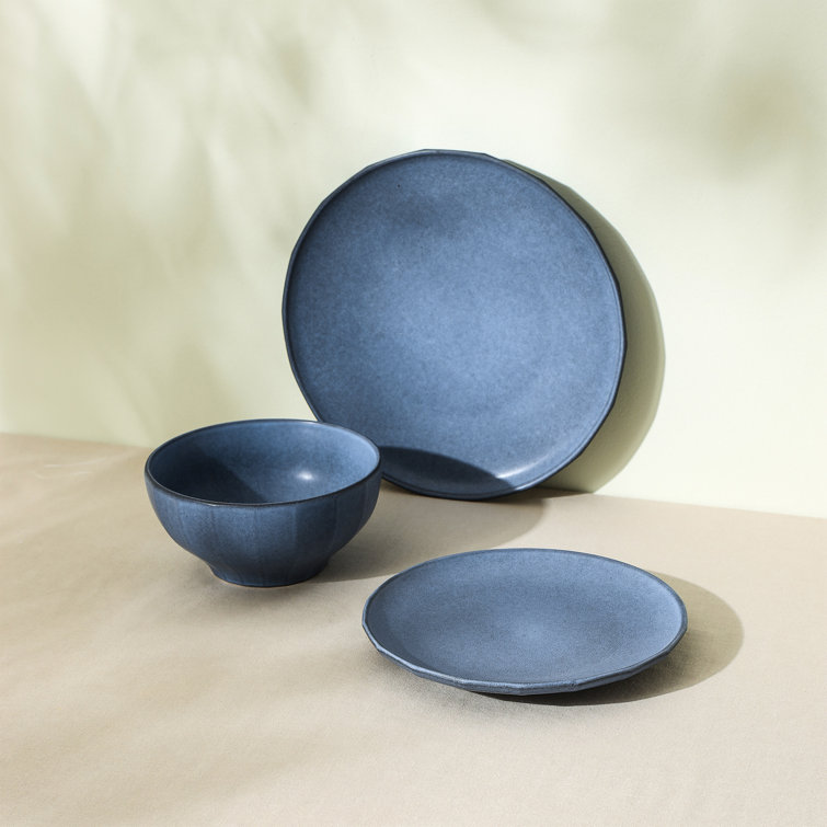 Blue Ceramic 16-Piece Minimalist Dinnerware Set for 8