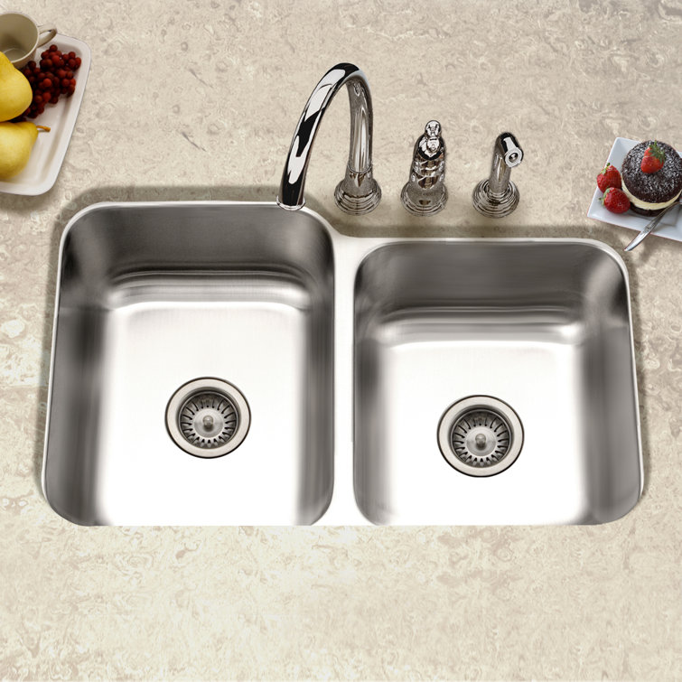 Elite 31.5'' Stainless Steel Undermount Double Bowl Kitchen Sink
