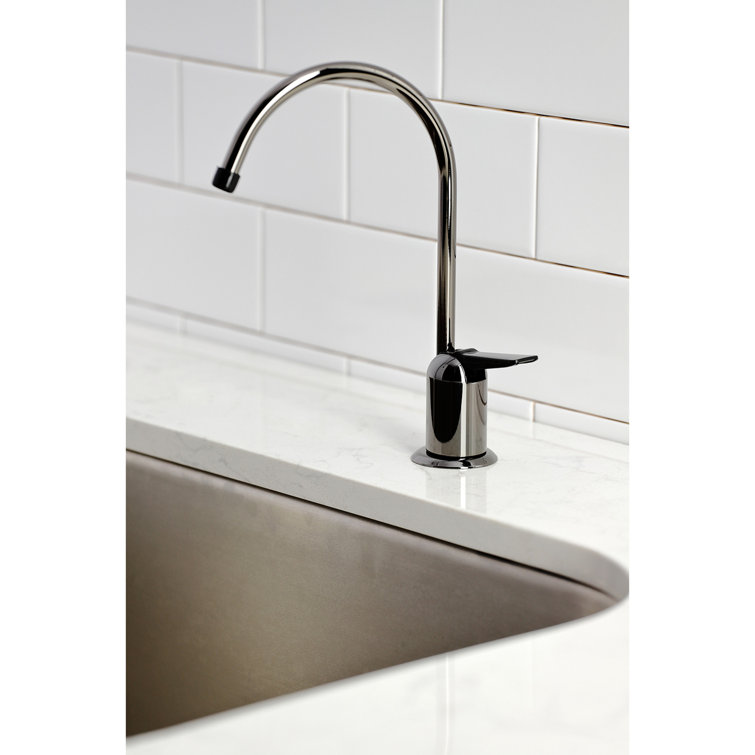 Black Stainless Steel Single-Handle Water Filtration Faucet