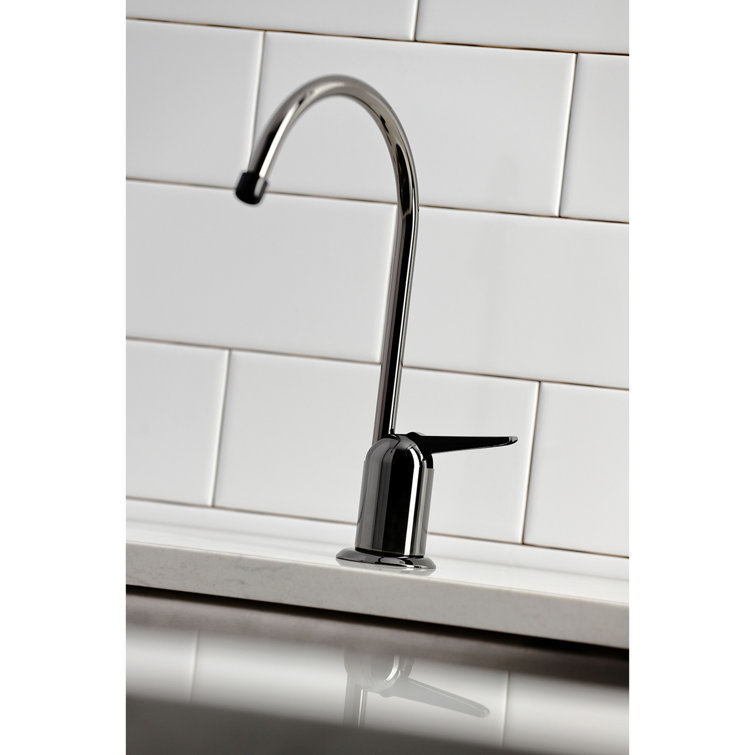 Black Stainless Steel Single-Handle Water Filtration Faucet