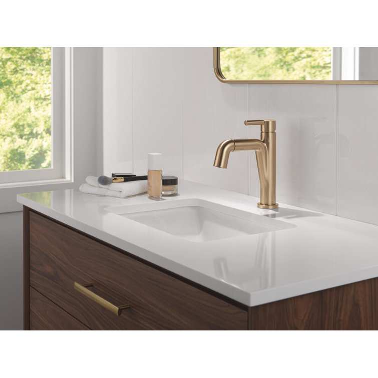 Champagne Bronze Single Hole Pull-Down Bathroom Faucet
