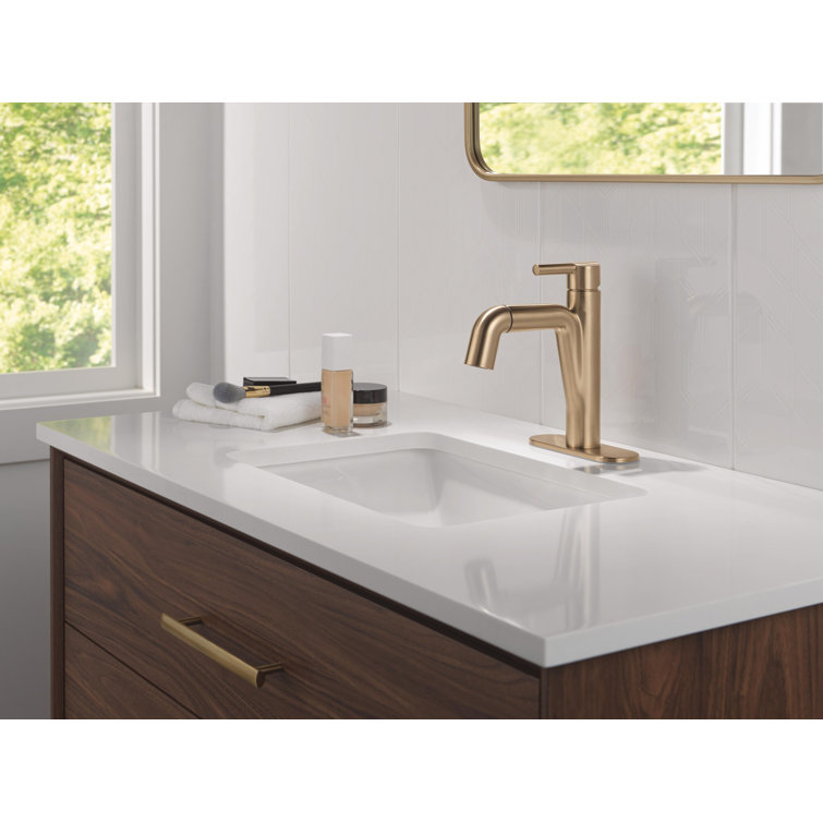 Champagne Bronze Single Hole Pull-Down Bathroom Faucet