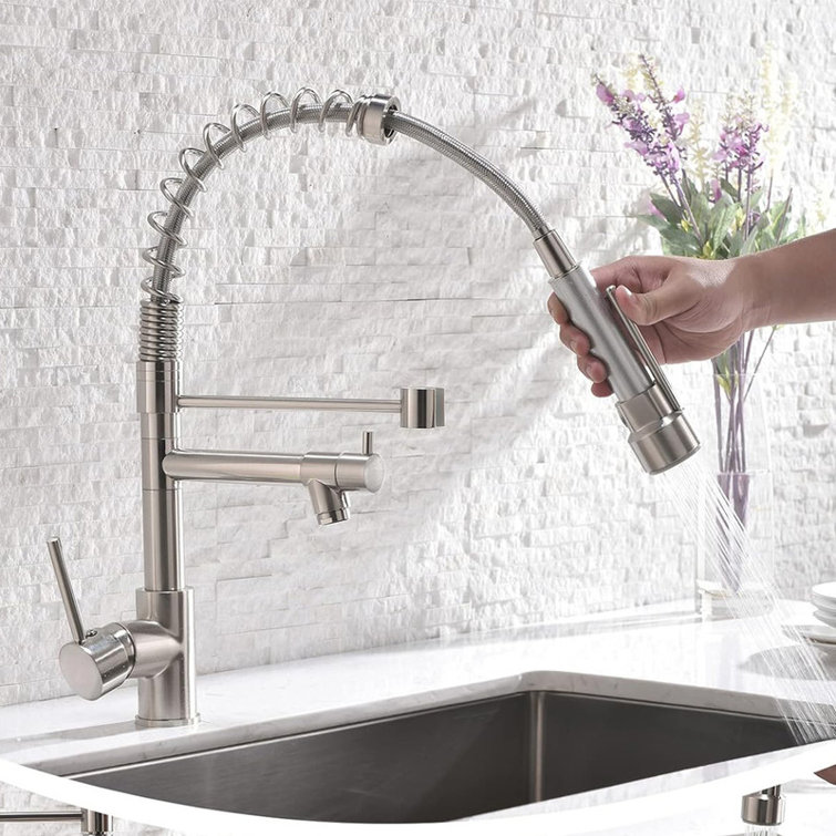 Stainless Steel Single Handle Kitchen Faucet with Pull-out Spray