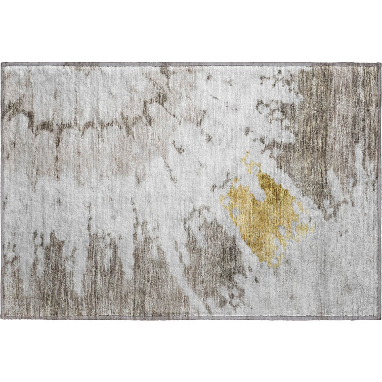 Red Rectangular 5' x 7' Washable Synthetic Rug