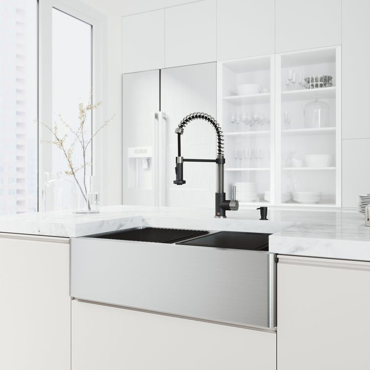 Oxford 33" Stainless Steel Double Bowl Farmhouse Kitchen Sink