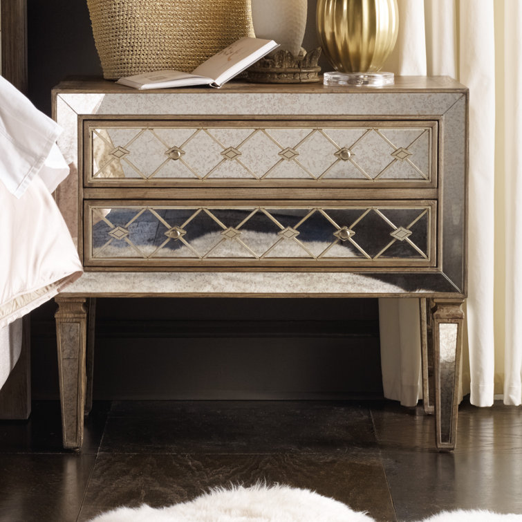 Bombay Brown Traditional Nightstand with Dovetail Drawers