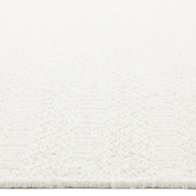 Handmade Ivory Wool 60'' x 36'' Flatweave Area Rug