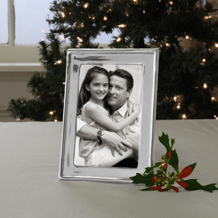 Classic Cream 4x6 Aluminum Tabletop Picture Frame
