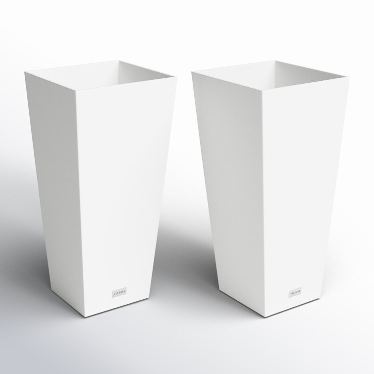 Midland Modern 26" White Recycled Plastic Indoor/Outdoor Planter
