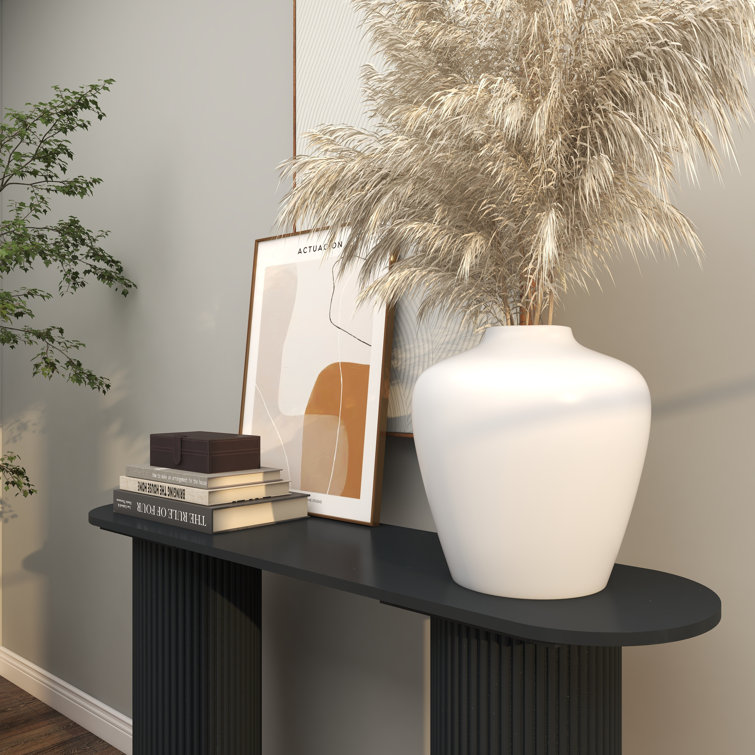White Ceramic Novelty Table Vase