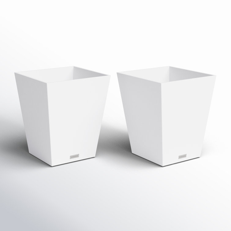 White Recycled Plastic Indoor/Outdoor Planter Set - 22 inch, 2 Pack
