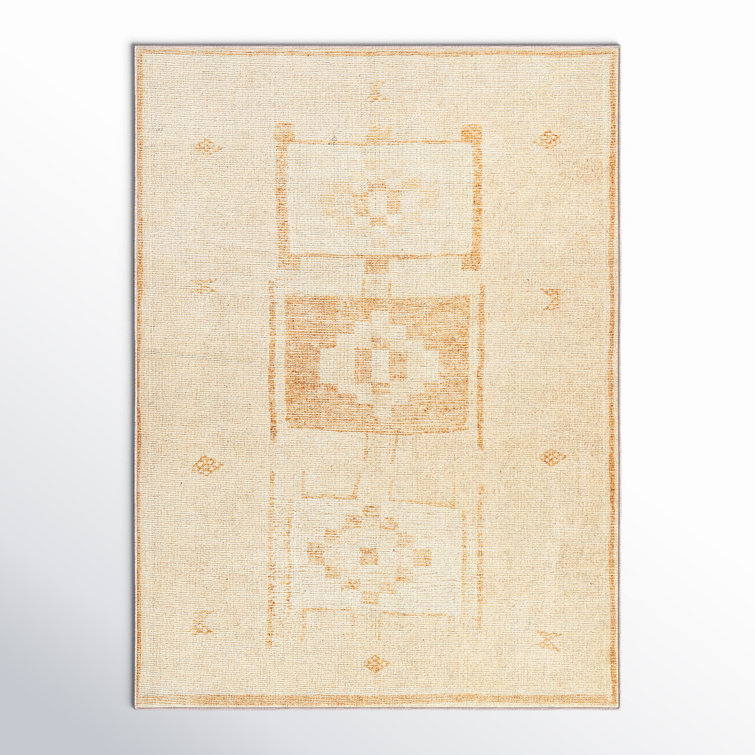 Solana Ivory & Beige Vintage-Inspired Easy-Care Area Rug - 6'7" x 6'7"