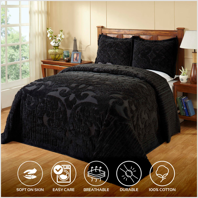 White Twin Cotton Reversible Tufted Medallion Bedspread Set