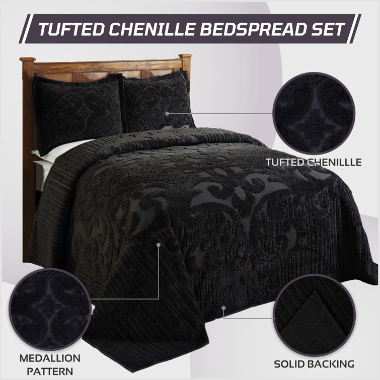 White Twin Cotton Reversible Tufted Medallion Bedspread Set