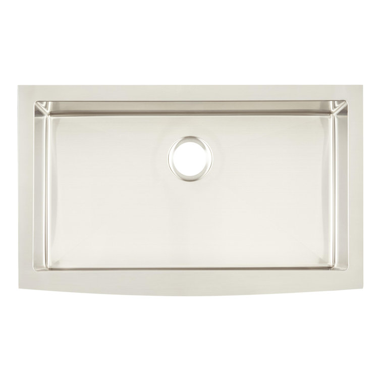 Fournier 33" Stainless Steel Farmhouse Kitchen Sink with Curved Apron