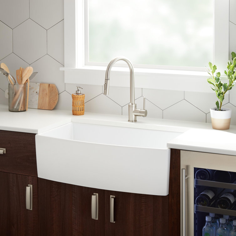 Wenbrook 33" White Fireclay Farmhouse Apron Kitchen Sink
