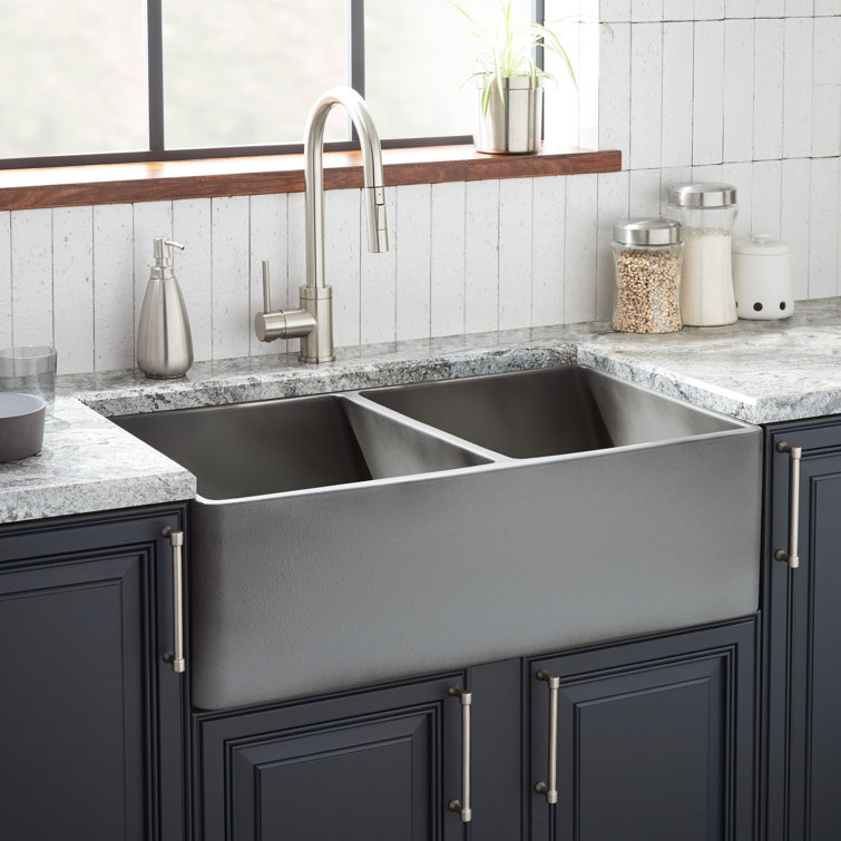Baylor 33'' Gray Fireclay Double Basin Farmhouse Sink