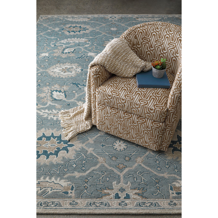 Blair Handmade Wool Area Rug in White - 8'6" x 12'6"