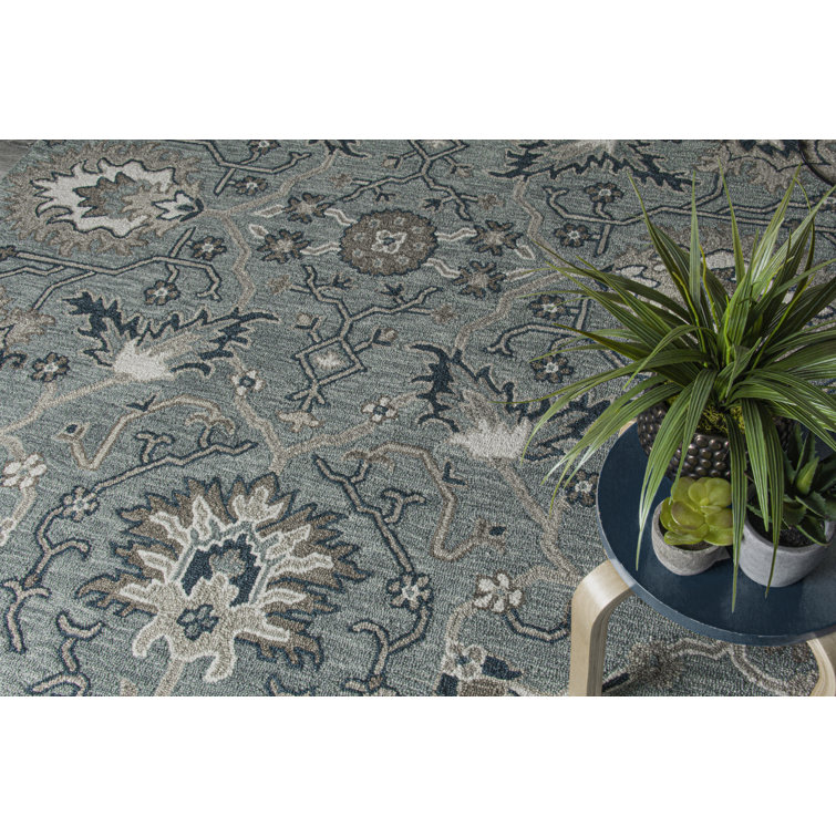 Blair Handmade Wool Area Rug in White - 8'6" x 12'6"