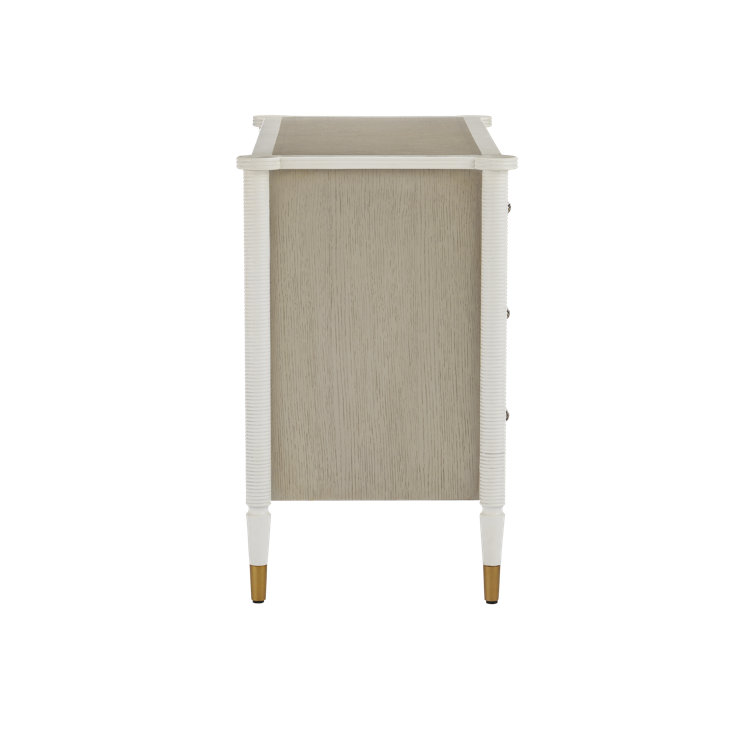 Winterthur Off-White and Fog Mahogany 3-Drawer Dresser