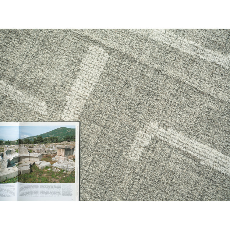 Ivory and Gray Hand Tufted Wool Abstract Rug, 6' x 9'