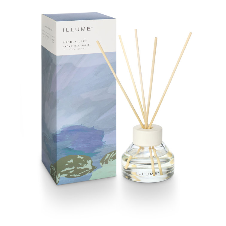 Hidden Lake Aromatic Reed Diffuser with White Cap